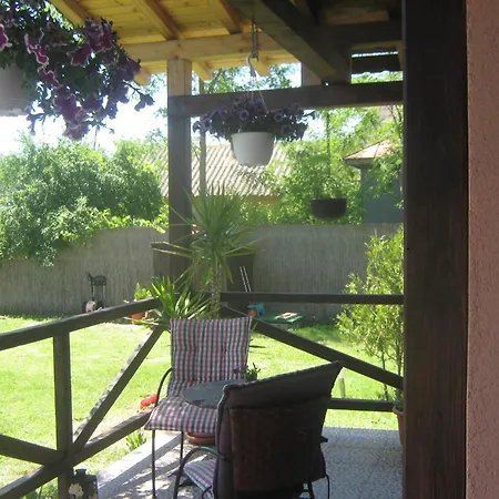 Vilă La Maison Kosta, Sfântu Gheorghe